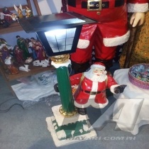 santa_lamp_post_1