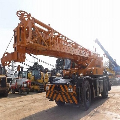 14517352_1650901228534388_6293519571179628095_2-23